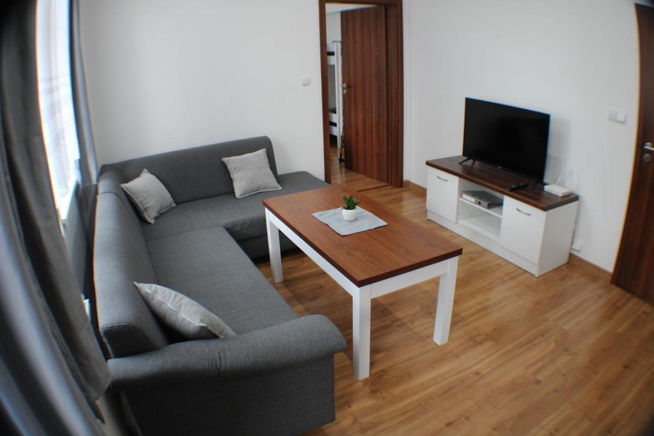 Apartman Kubo Liptovsky Mikulas Exterior photo