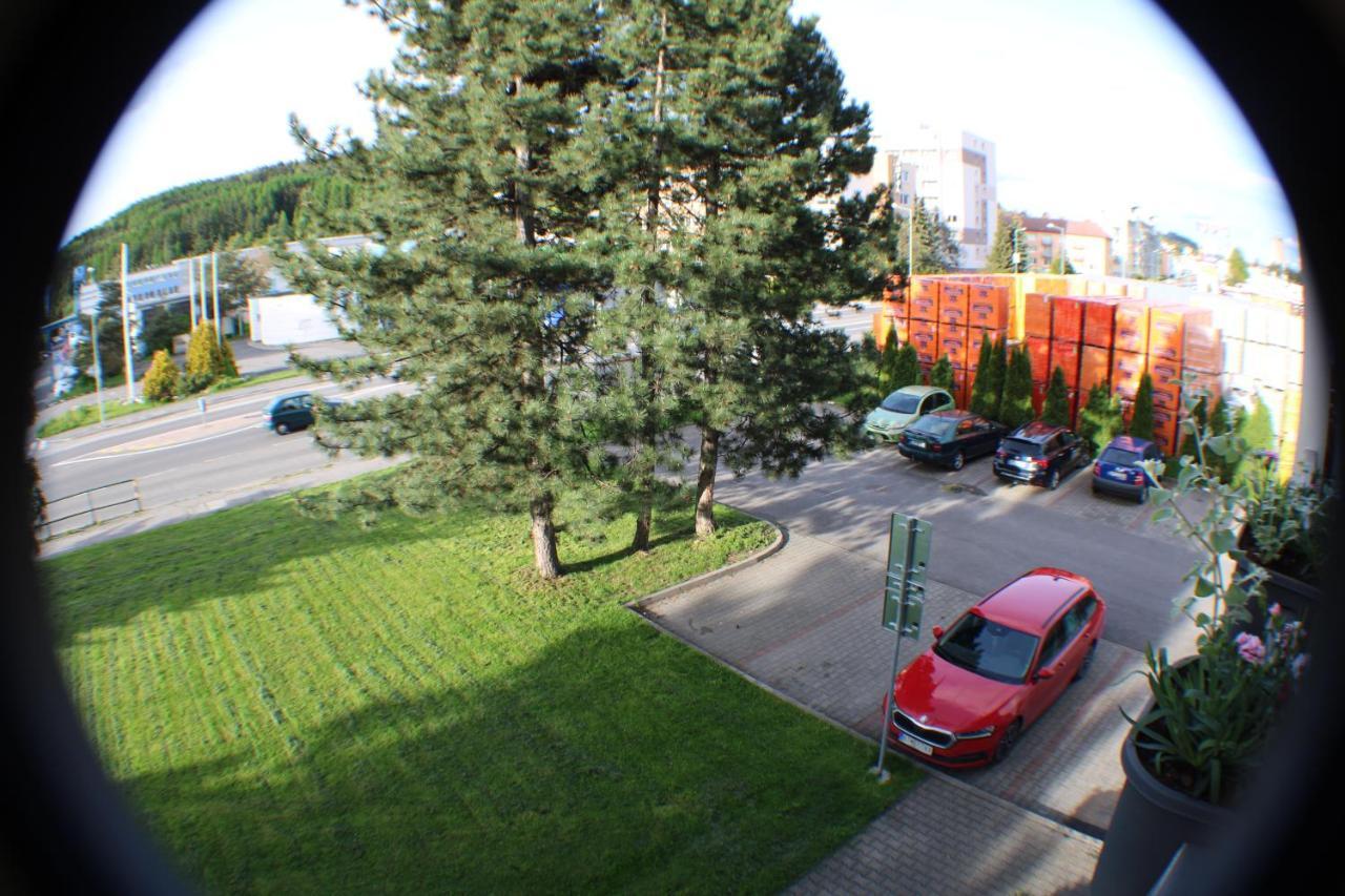 Apartman Kubo Liptovsky Mikulas Exterior photo